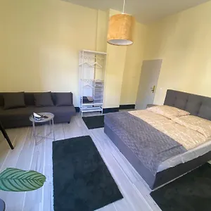 Appartement Dom Aparts, Keulen