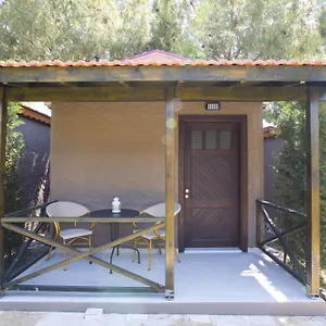 https://alacati-center-just-1km-away.aegeanhotels.net