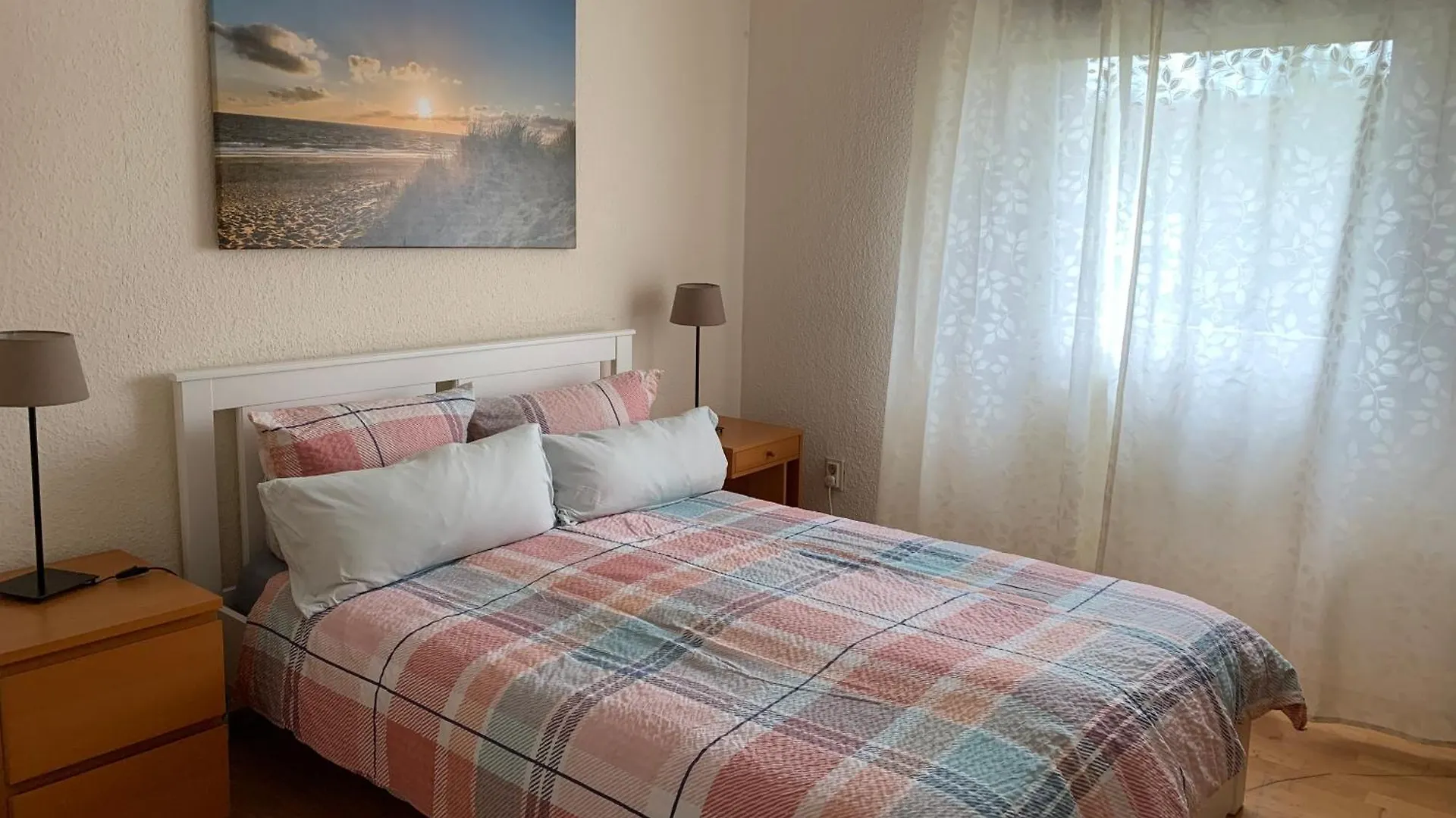 아파트 Ferienwohnung Mit Garten In Koeln