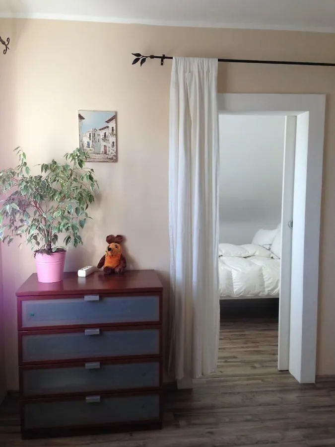 아파트 Ferienwohnung Mit Garten In Koeln